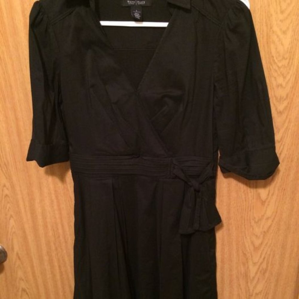 Black White House Black Market Dress w. Pockets Sz 6